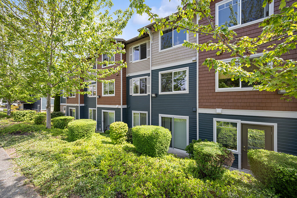 Ballinger Court Senior Apartments Edmonds Apartments for Rent